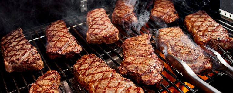 Searing Steaks on Weber Searwood Wood Pellet Grills
