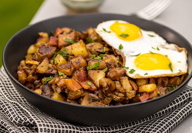 Bacon & Mushroom Breakfast Hash
