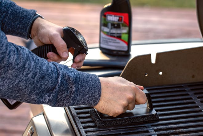 Weber Grill Cleaning Weber Grill Cleaning