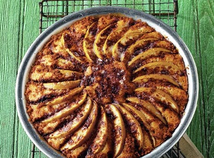 Apple Cake with Cinnamon Sugar