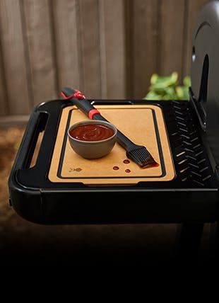 Weber Works™ XL Cutting Board